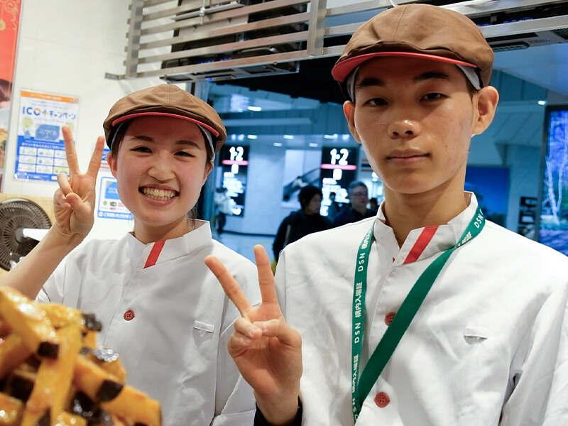 らぽっぽファーム 東京スカイツリータウン・ソラマチ店の仕事画像1