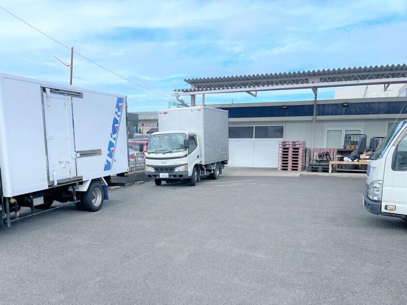 宝産業株式会社の制服3