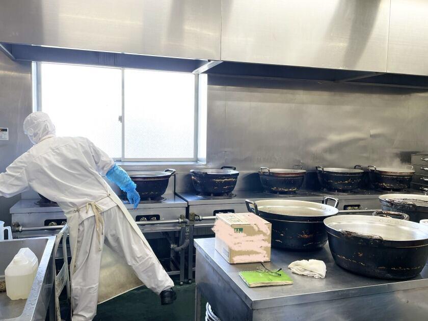 宝産業株式会社の制服4