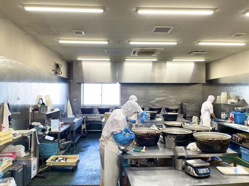 宝産業株式会社の制服2