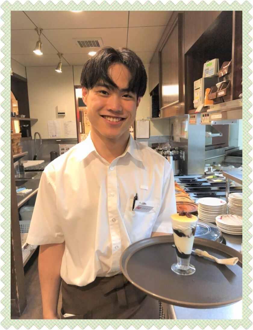 株式会社ドリーム　トマト&オニオン新宮佐野店の制服2