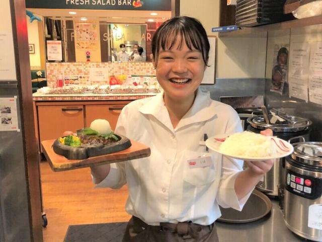 お洒落な店内で職場環境もシフトも抜群！ホールスタッフ募集！(フード・飲食、海南市)のイメージ画像