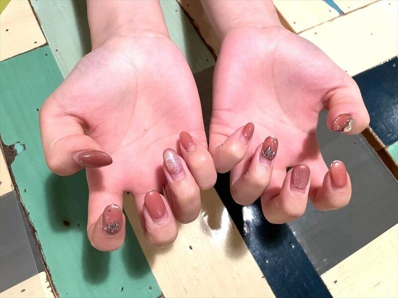 有限会社 川端屋商店　たゆたゆ　お初天神店の制服3