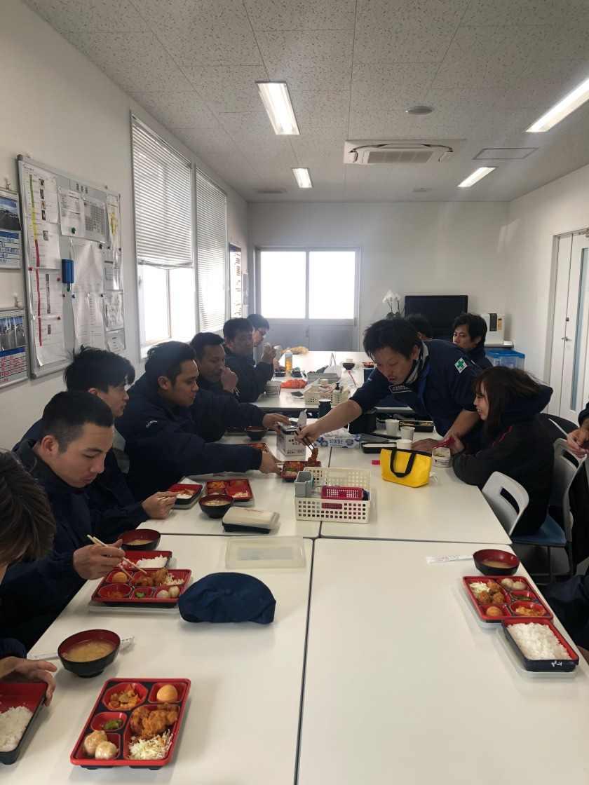 株式会社アシスト・ユー　豊橋営業所 採用窓口（豊橋）の制服1