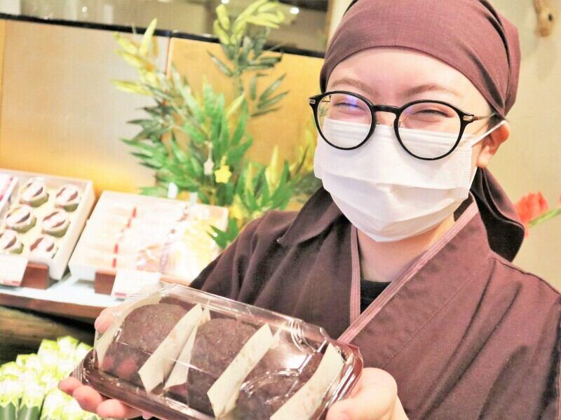 十勝あんこのサザエ 西宮本店の仕事画像1