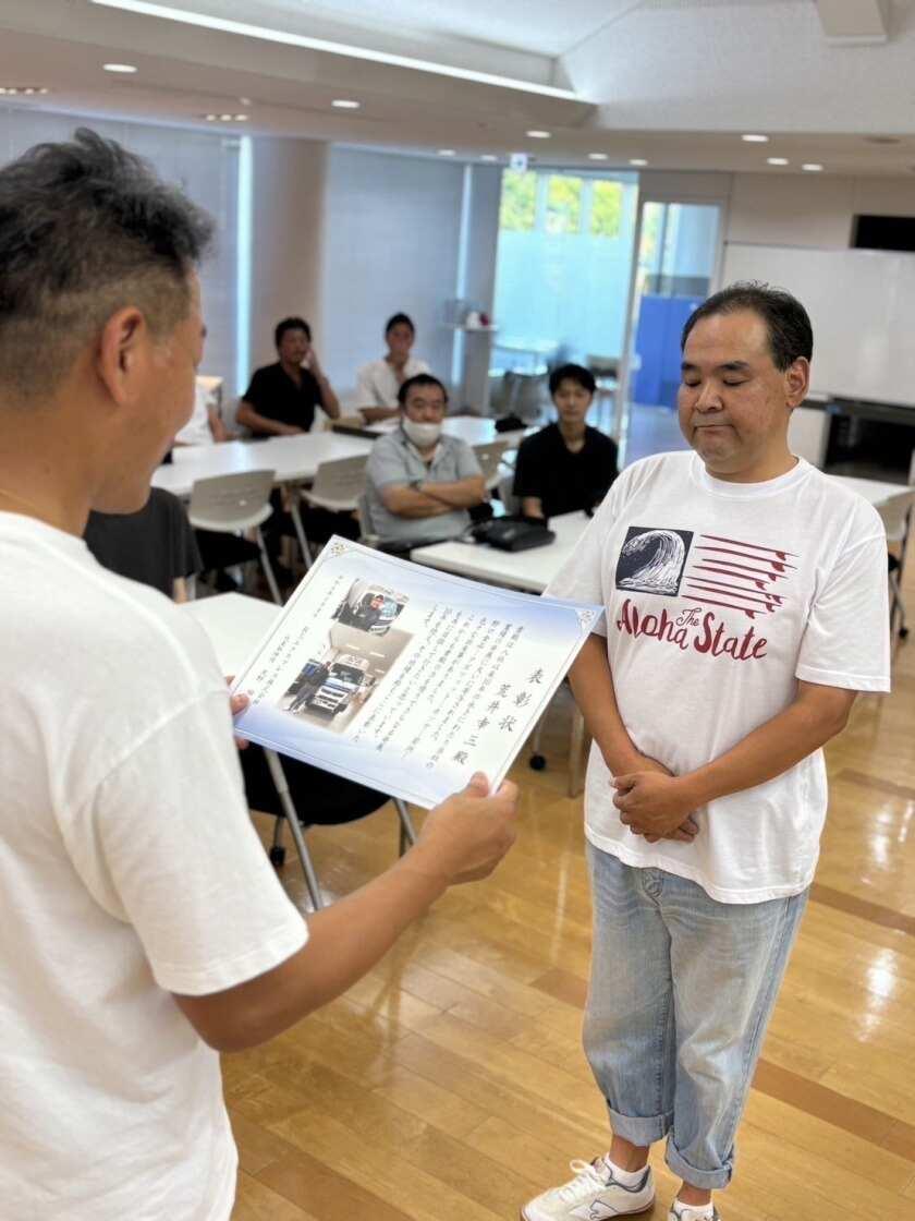 R5エクスプレス株式会社の制服5