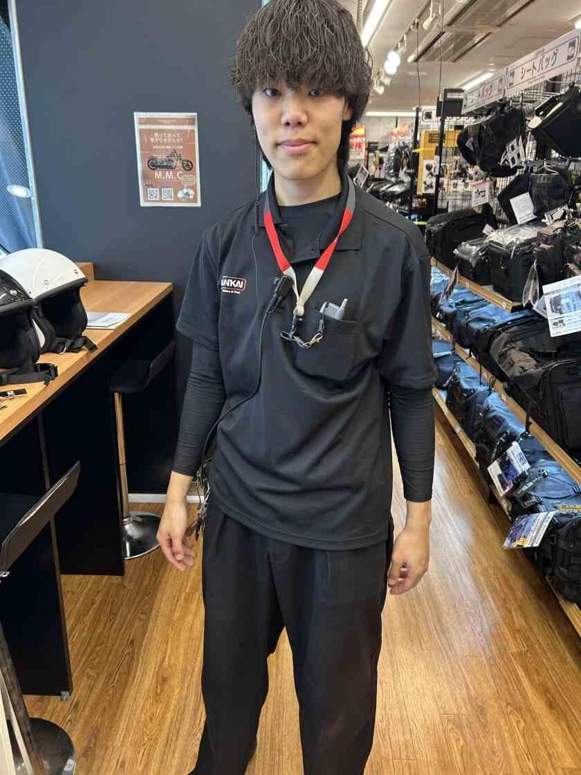 南海部品本店の制服1