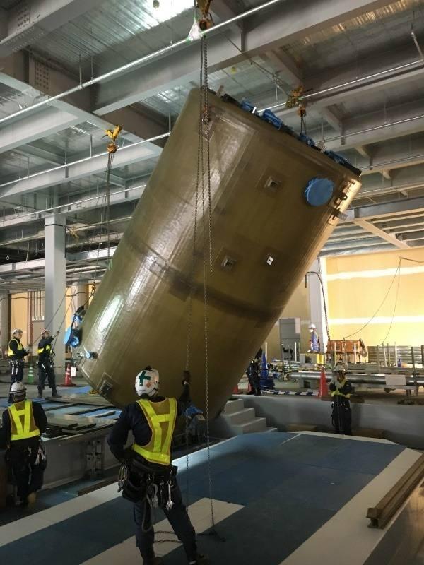 有限会社アズ　の制服5