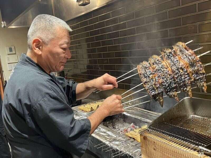 地焼うなぎ　法善寺　山かづの仕事画像3