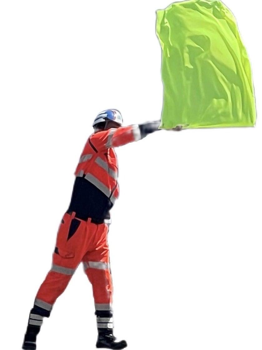 株式会社アクティサポートの制服2