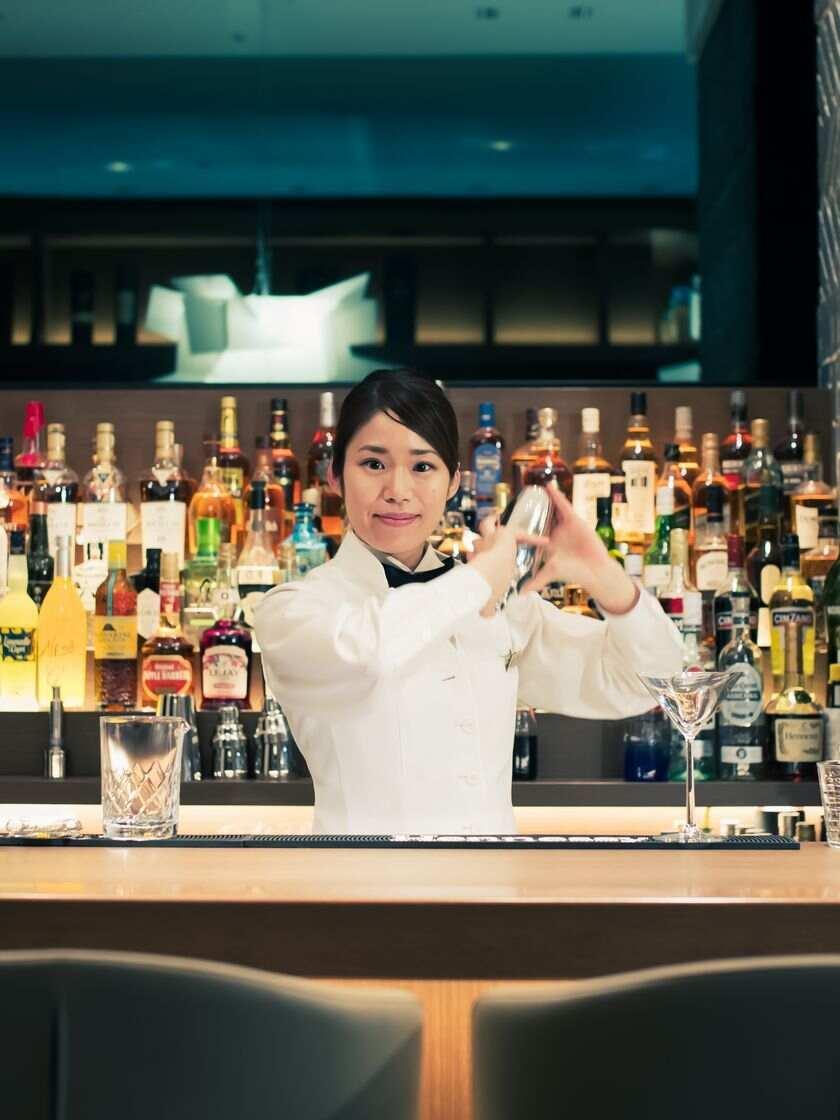 神戸みなと温泉 蓮の制服1