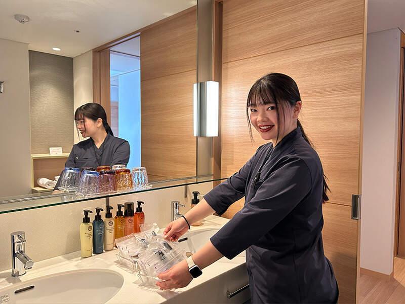 神戸みなと温泉 蓮の仕事画像1