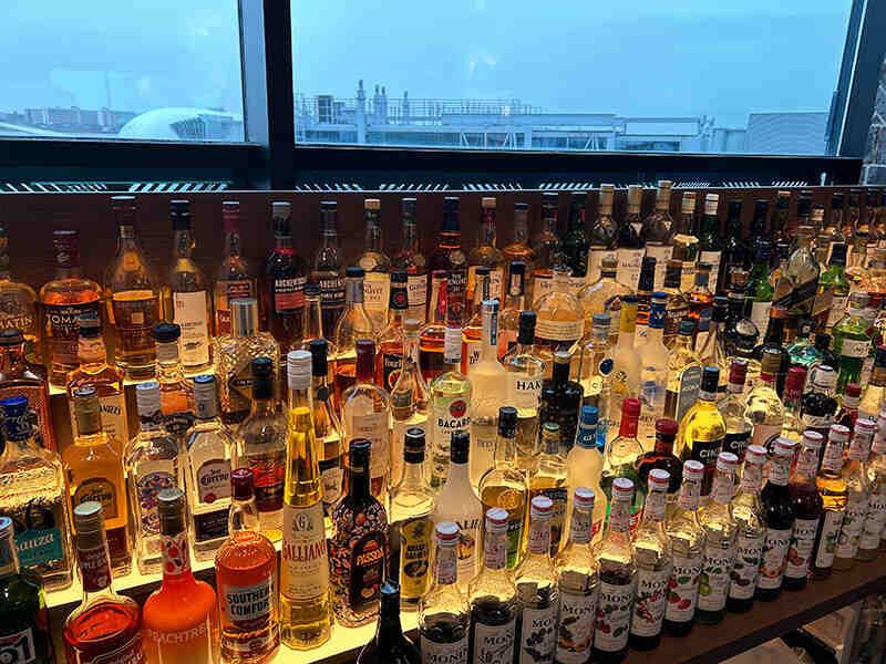 ラウンジ&バー グラン・ブルー 伊丹空港店の仕事画像2