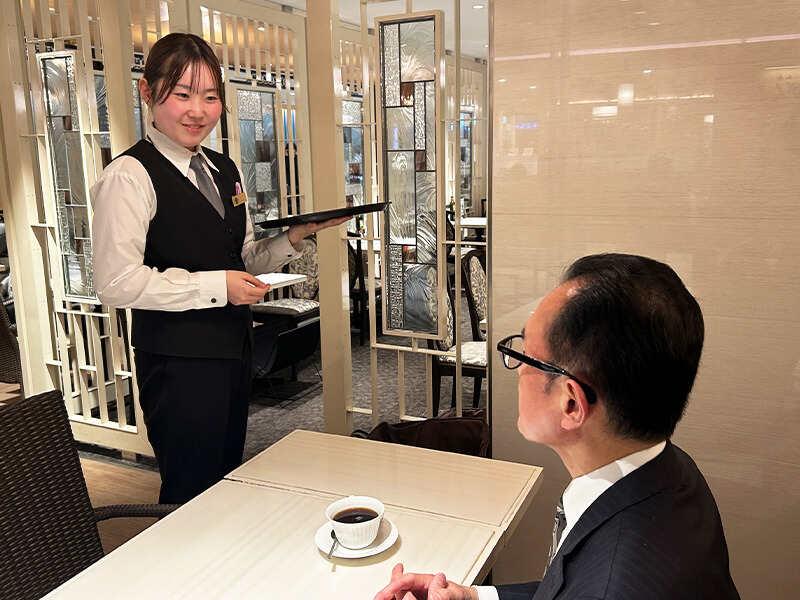 スイーツ＆ベーカリール・パン神戸北野　関西国際空港店の仕事画像2