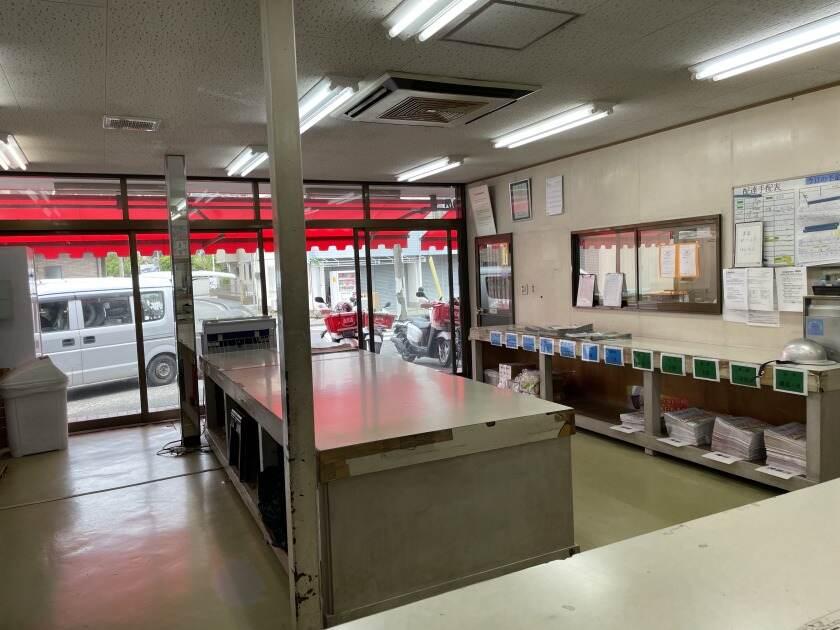 朝日新聞サービスアンカー ASA六浦の制服3