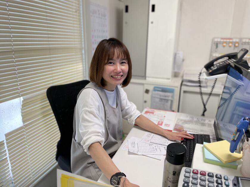 朝日新聞サービスアンカー ASA六浦の制服7