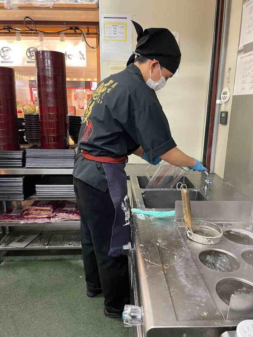 かつてん モラージュ菖蒲店/かつてん アリオ鷲宮店の制服2