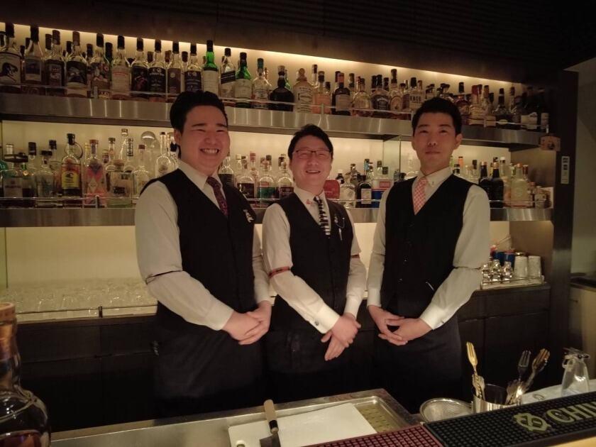 ぎをん FINLANDIA BAR 　◆ フィンランディア バー ◆の制服1