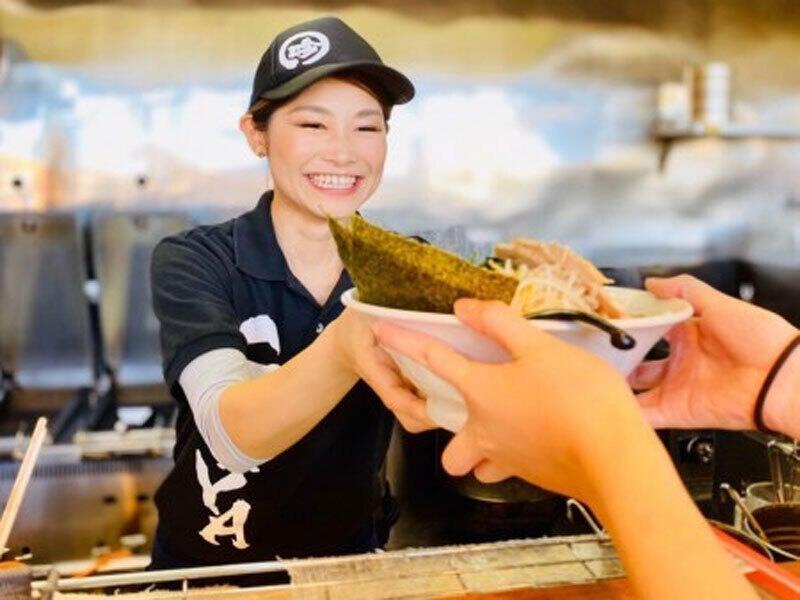 JI-FOODS株式会社　横浜家系ラーメン 吟家旭店の仕事画像2