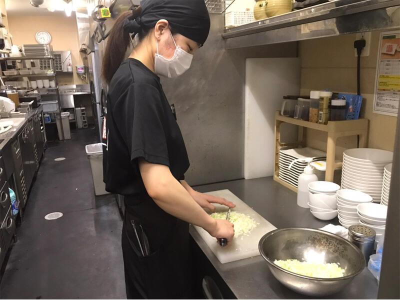 天山閣 中吉野店の仕事画像3