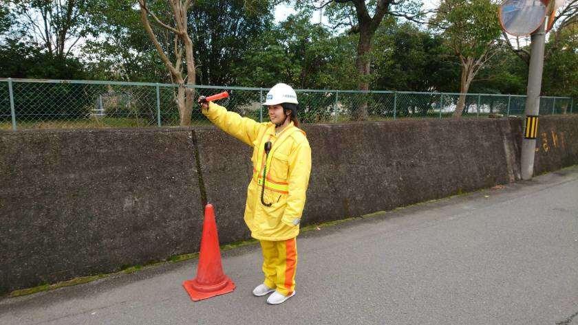 大桑警備保障株式会社　採用担当の制服2