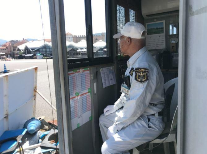 大桑警備保障株式会社 マリーナシティの制服2