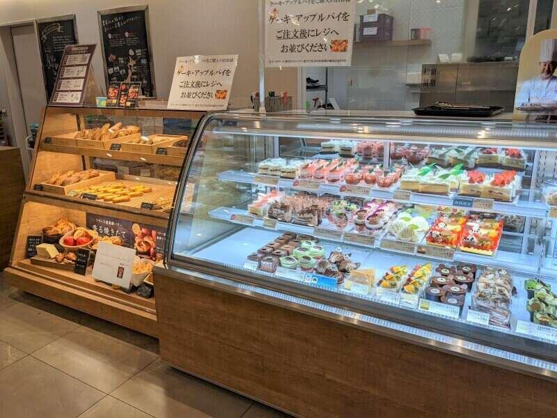 シャトレーゼ   洲本店の仕事画像2