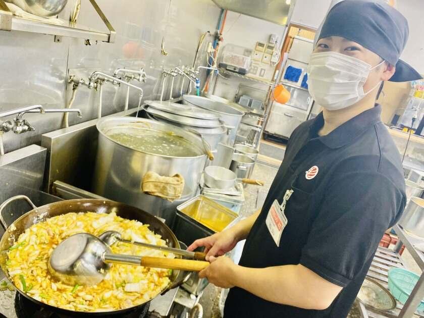 彩華ラーメン 天理本店の制服2