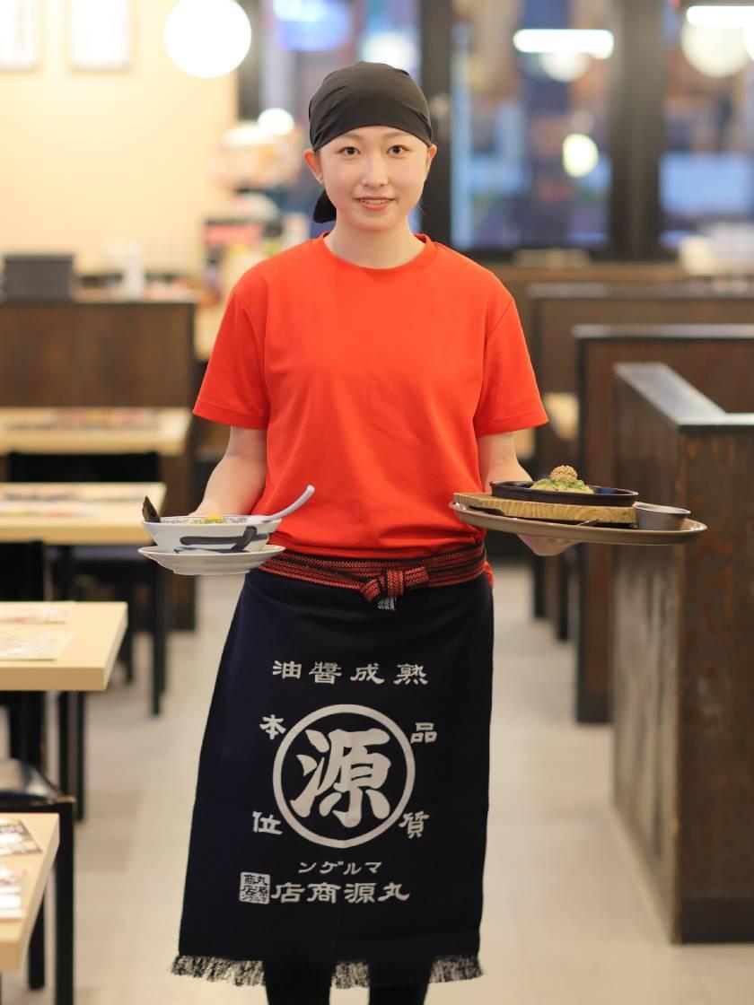 丸源ラーメン品川シーサイド店の制服2