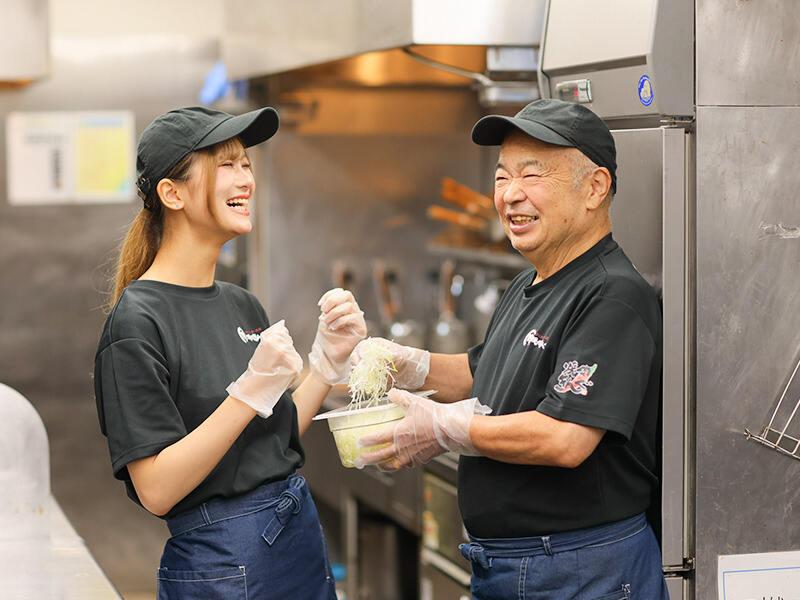 焼肉きんぐ　namBaHIPS店の仕事画像2