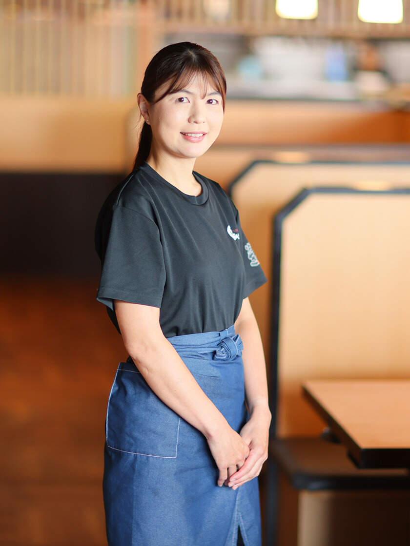 焼肉きんぐ 姫路広畑店の制服1