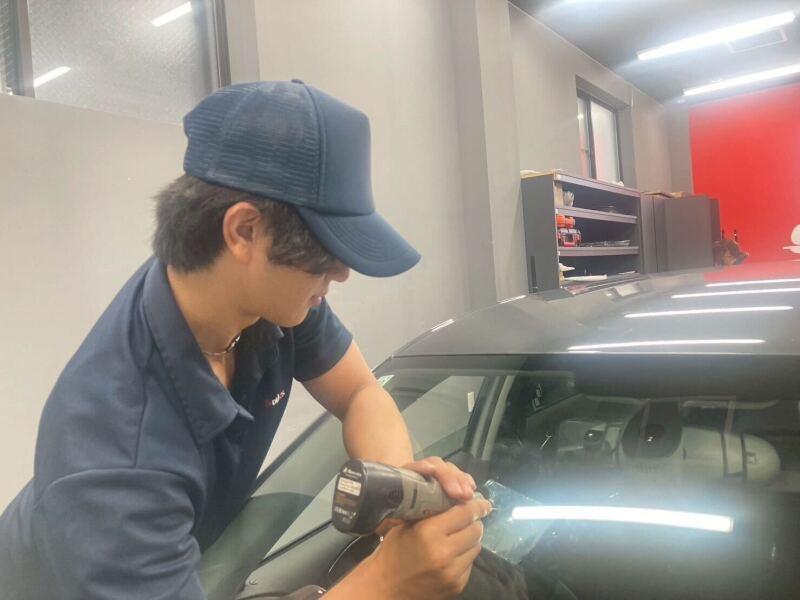 グラスジャパン ダックス（株） 江戸川店の仕事画像1