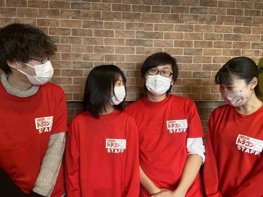 ドラゴンスター　池袋店の制服7