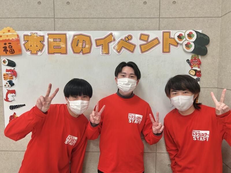 ドラゴンスターくずはモール（トレカショップ）の仕事画像2