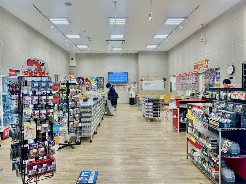 ドラゴンスターくずはモール（トレカショップ）の仕事画像3