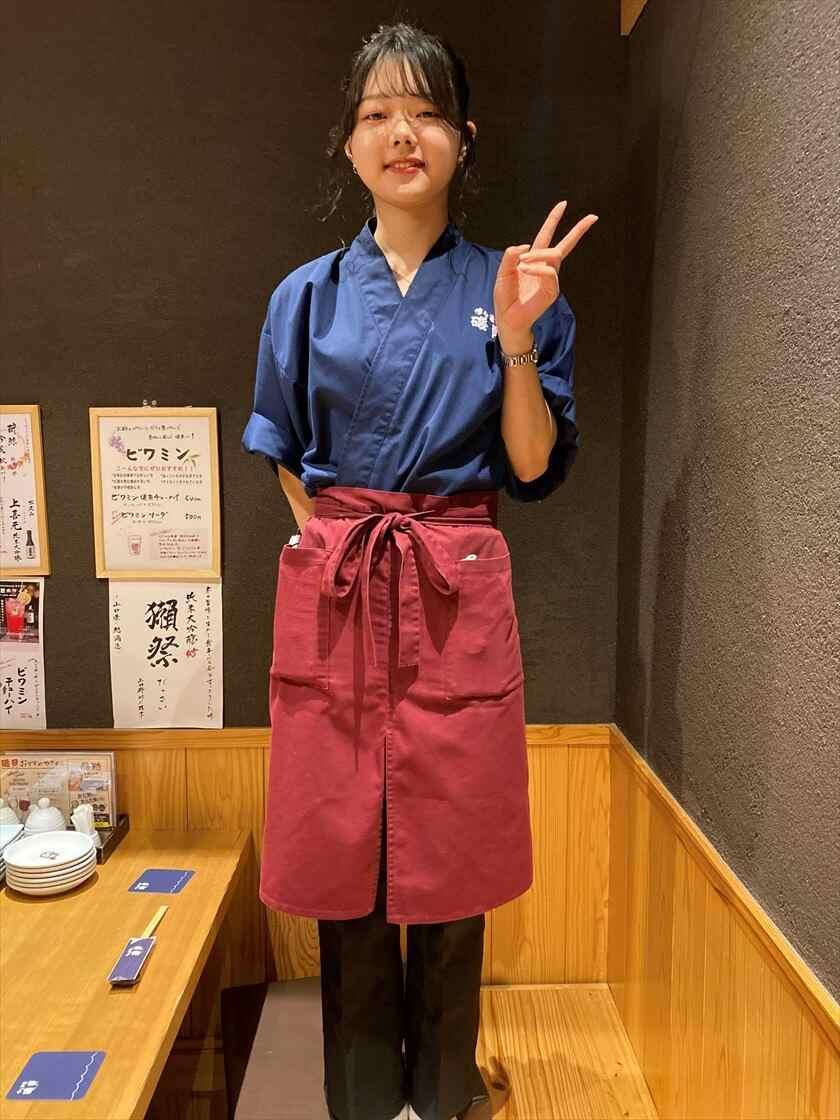 磯貝　グランフロント大阪店の制服1