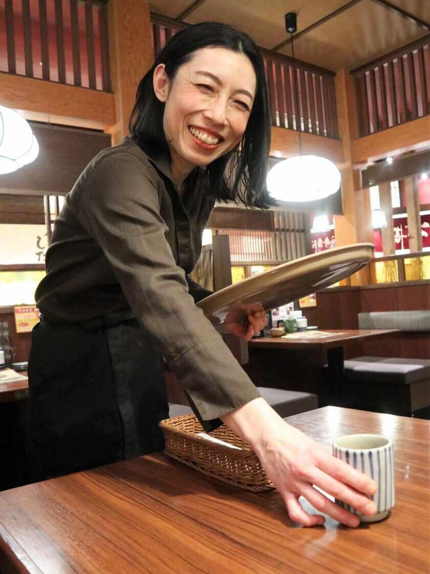 彩りとんかつ　かつ喜亭　金剛店の制服1