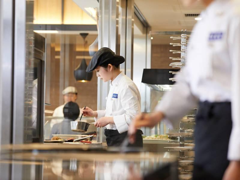 株式会社LEOC　(磯原ウレタン工業株式会社本社食堂)の仕事画像2