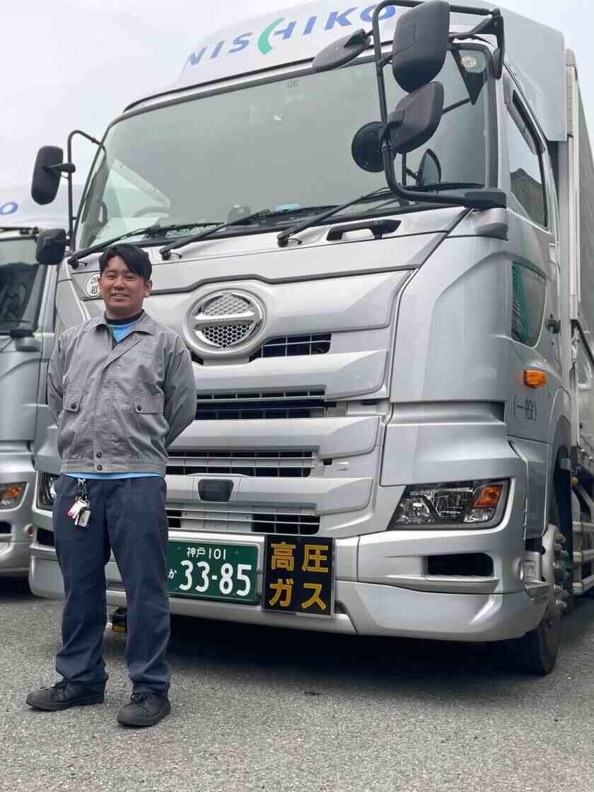 株式会社西宮高速運輸の制服1