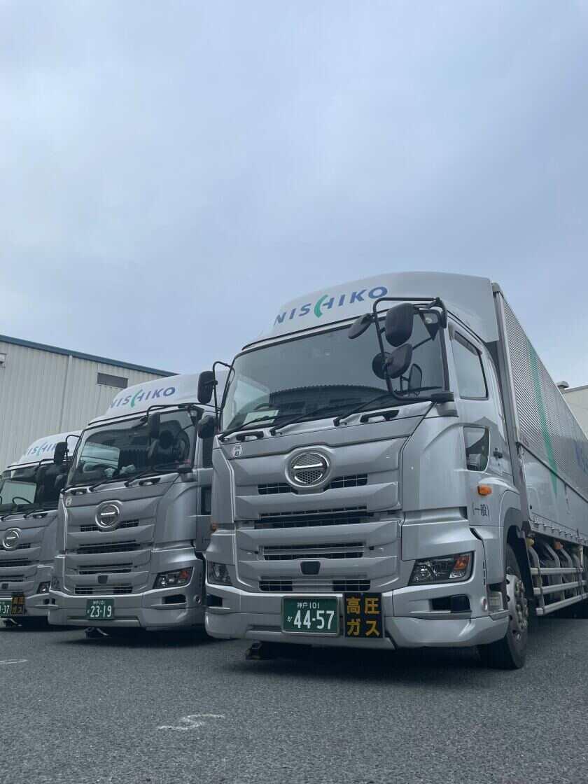 株式会社西宮高速運輸の制服5