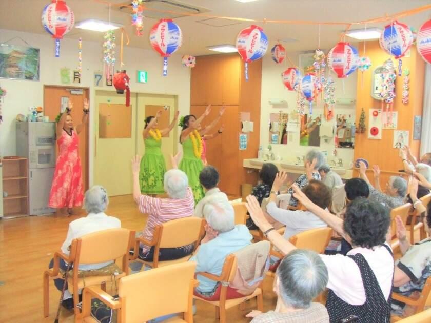 デイサービスセンター 松の浦湯治の郷の制服7