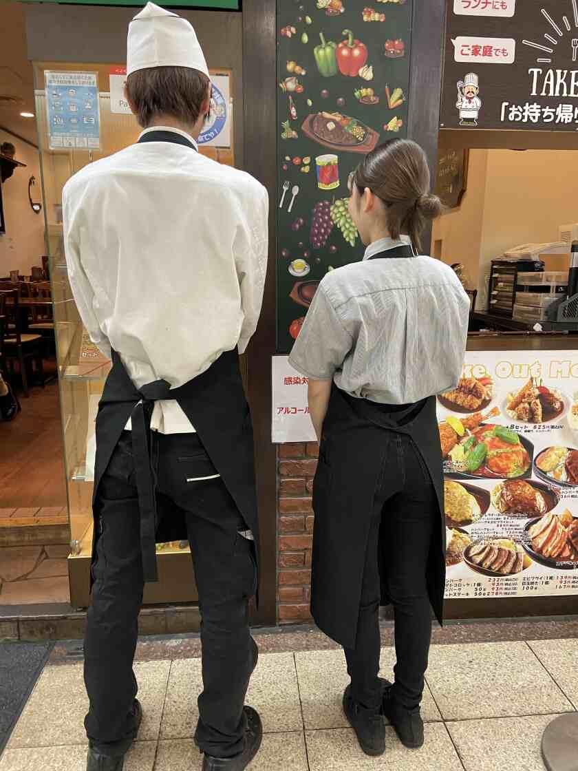 ぶどう亭の制服2