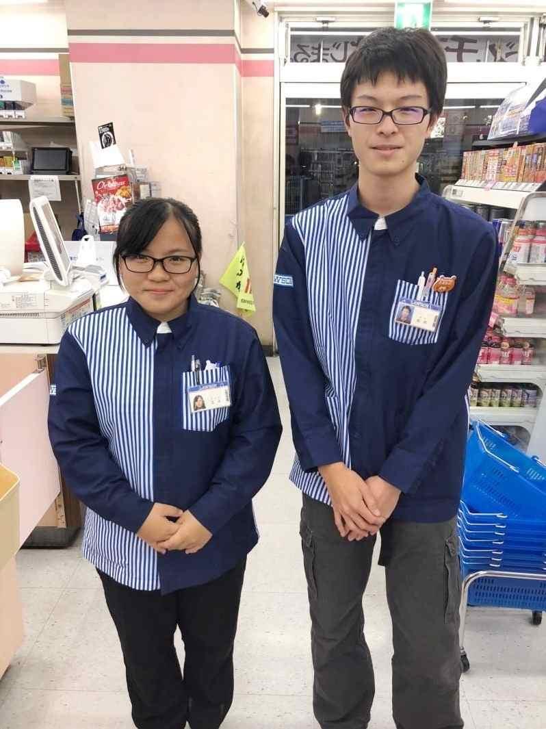 ローソン 久御東一口店の制服1