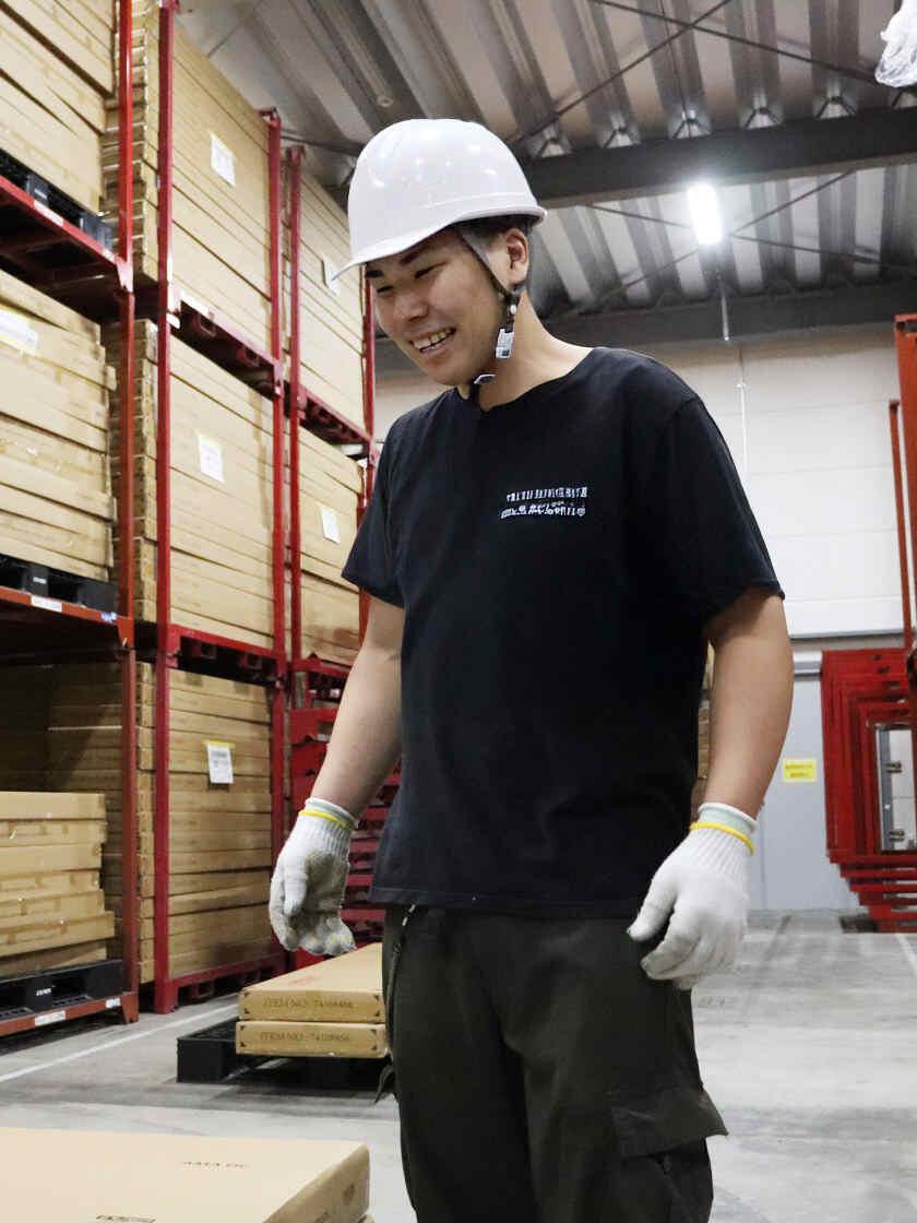 ビジネスピープル株式会社の制服1