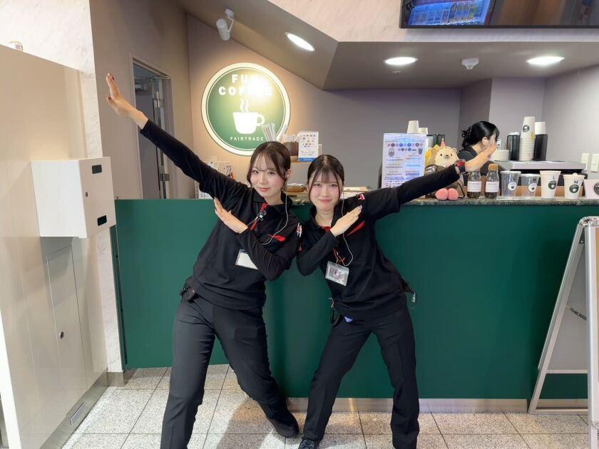 プラザ本店＆本店2の制服1