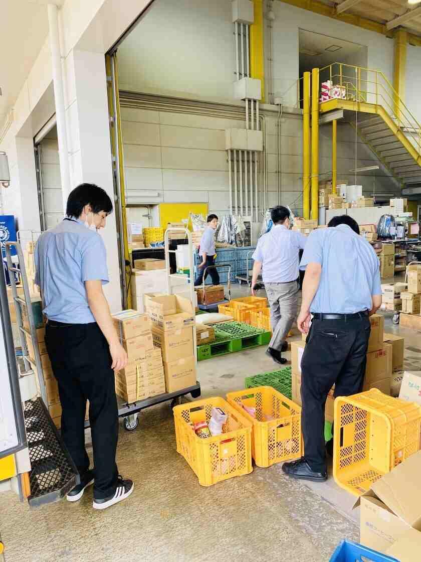 服部コーヒーフーズ株式会社の制服3