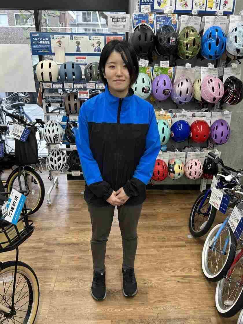 サイクルベースあさひ両国亀沢店の制服1