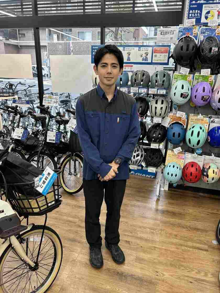 サイクルベースあさひ両国亀沢店の制服2