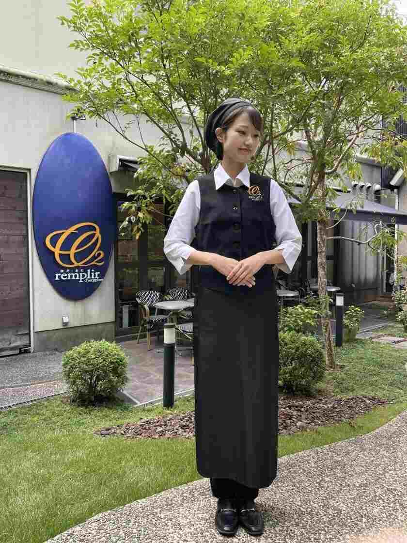 ランプリール・オクシジェーヌ 本店の制服2