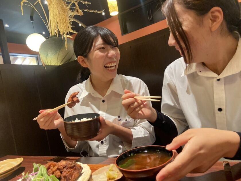 魚輝水産　湯里店の制服4